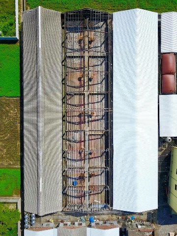 工程實績12-龍冠牧場（搭配太陽能）-採用雙層中空PVC塑鋼浪板